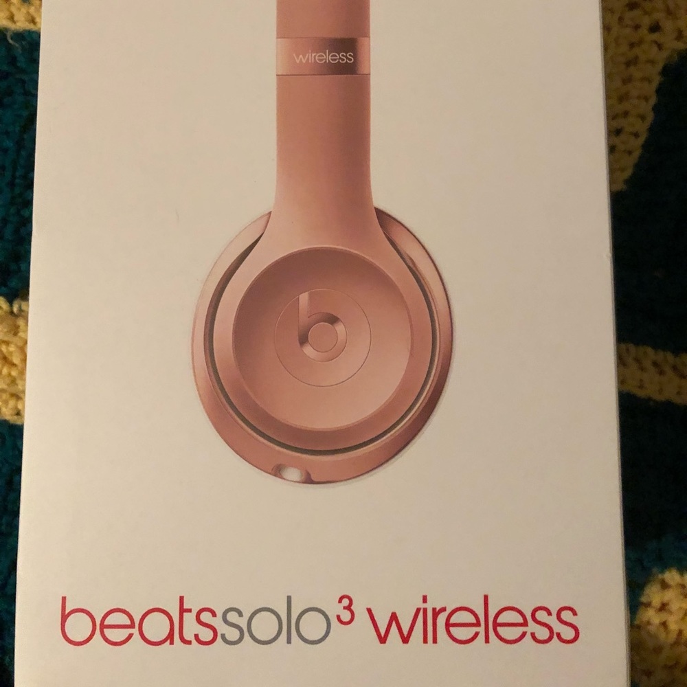 Beats solo 3 wireless